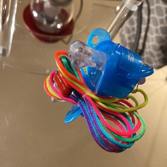 Light Up Novelty Adult/Teen Pacifier! NWT! Party Favors! Oral Motor! Halloween! - Picture 4 of 5